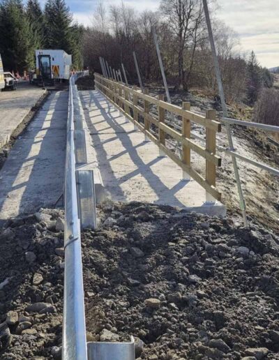 A886 Strachur Barriers & Fencing