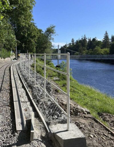 Riverside Handrail Pedestrian Guardrail and Fencing