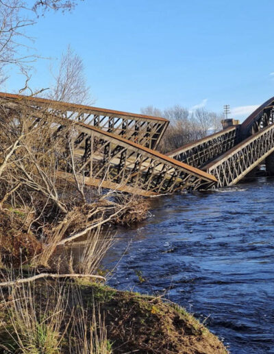 Spey Viaduct Palisade and Rail Fencing